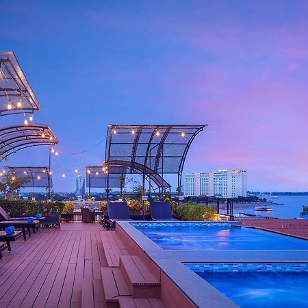 Ohana Phnom Penh Palace Hotel Εξωτερικό φωτογραφία