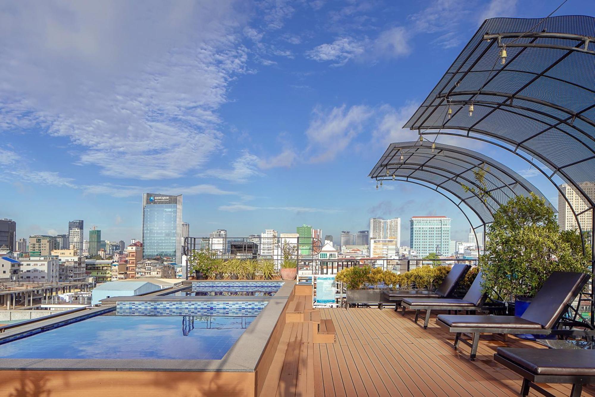 Ohana Phnom Penh Palace Hotel Εξωτερικό φωτογραφία
