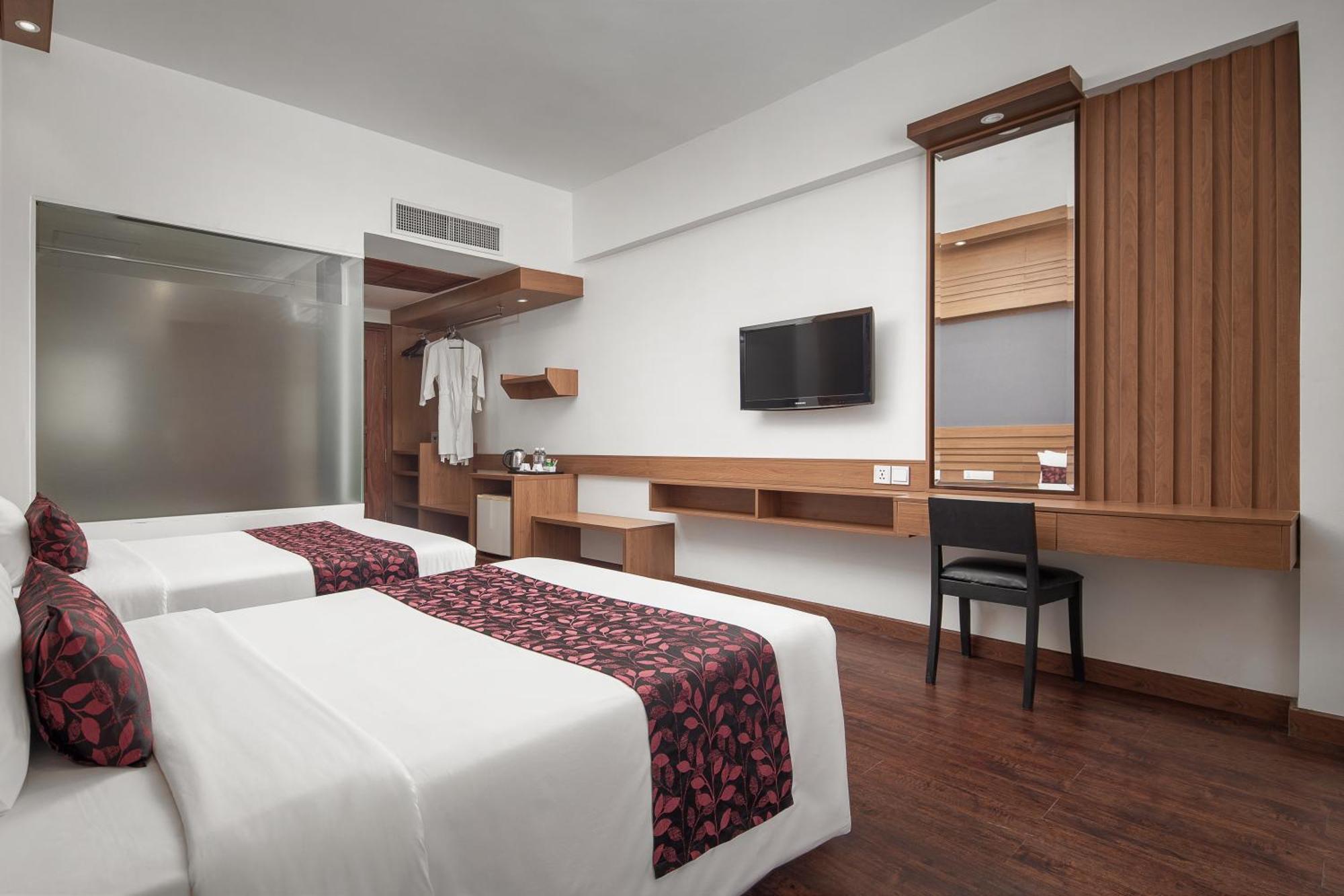 Ohana Phnom Penh Palace Hotel Εξωτερικό φωτογραφία