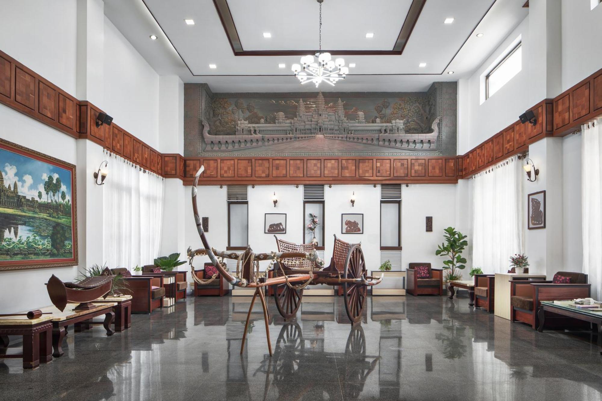 Ohana Phnom Penh Palace Hotel Εξωτερικό φωτογραφία