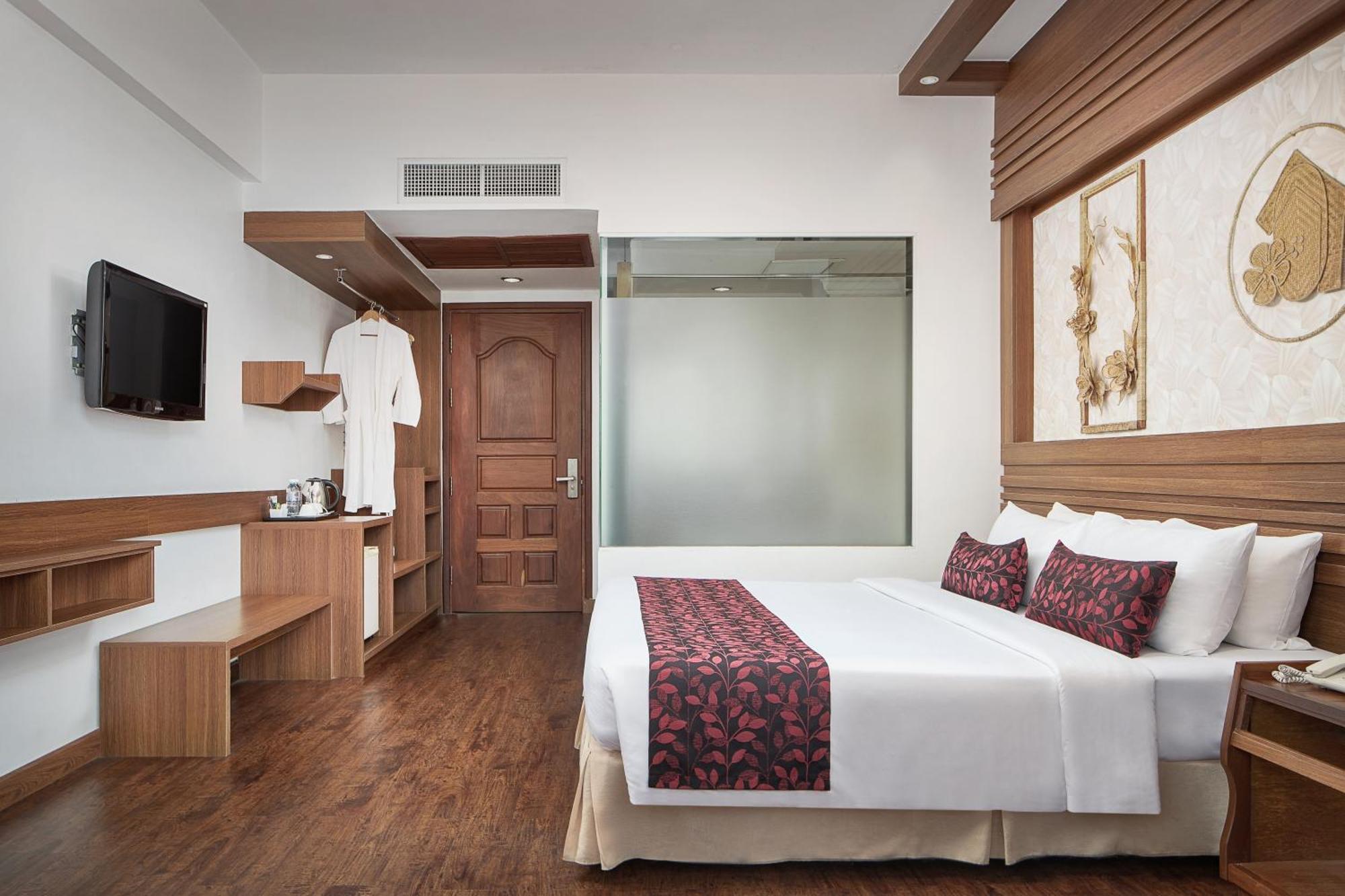 Ohana Phnom Penh Palace Hotel Εξωτερικό φωτογραφία