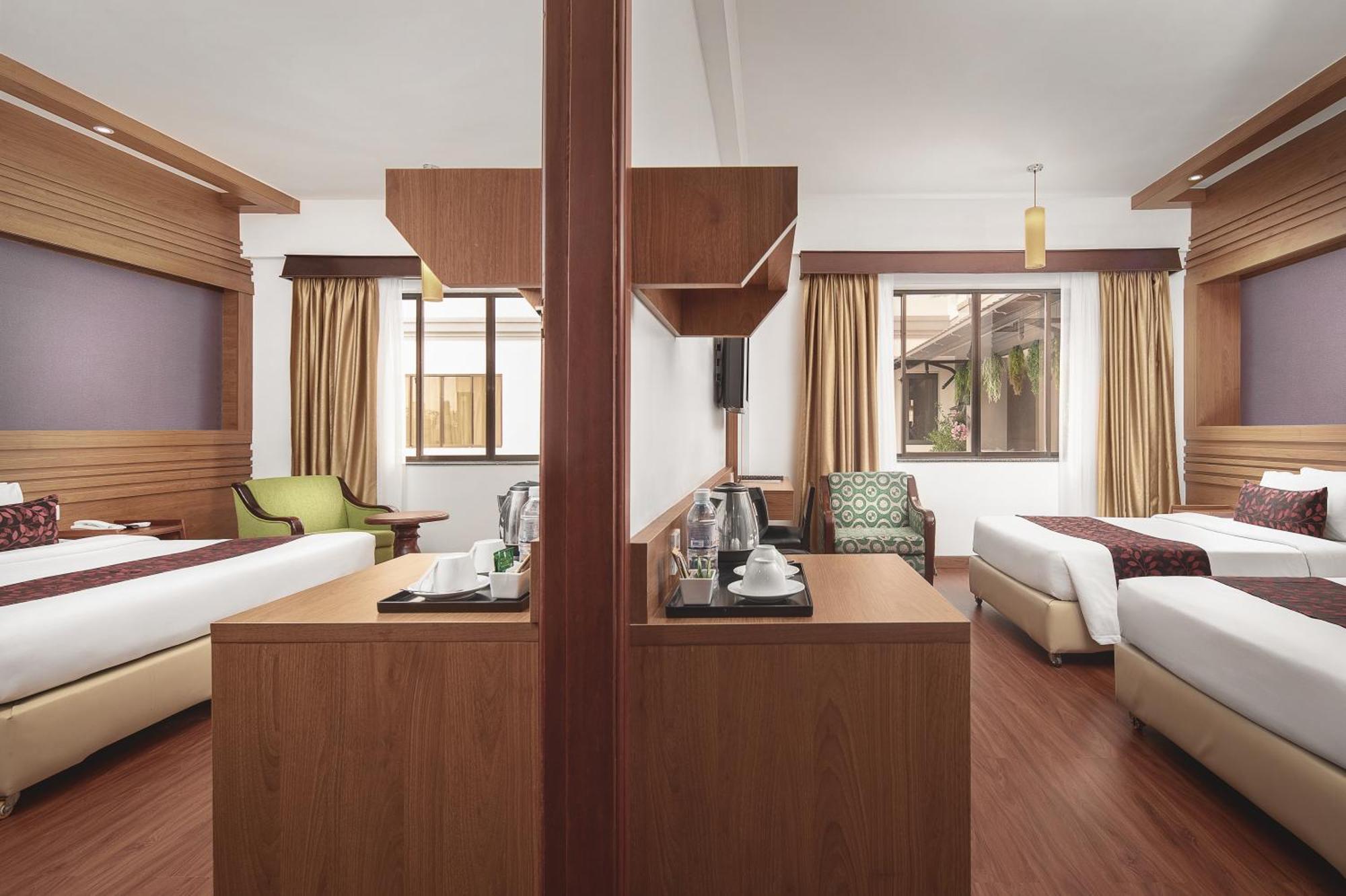 Ohana Phnom Penh Palace Hotel Εξωτερικό φωτογραφία