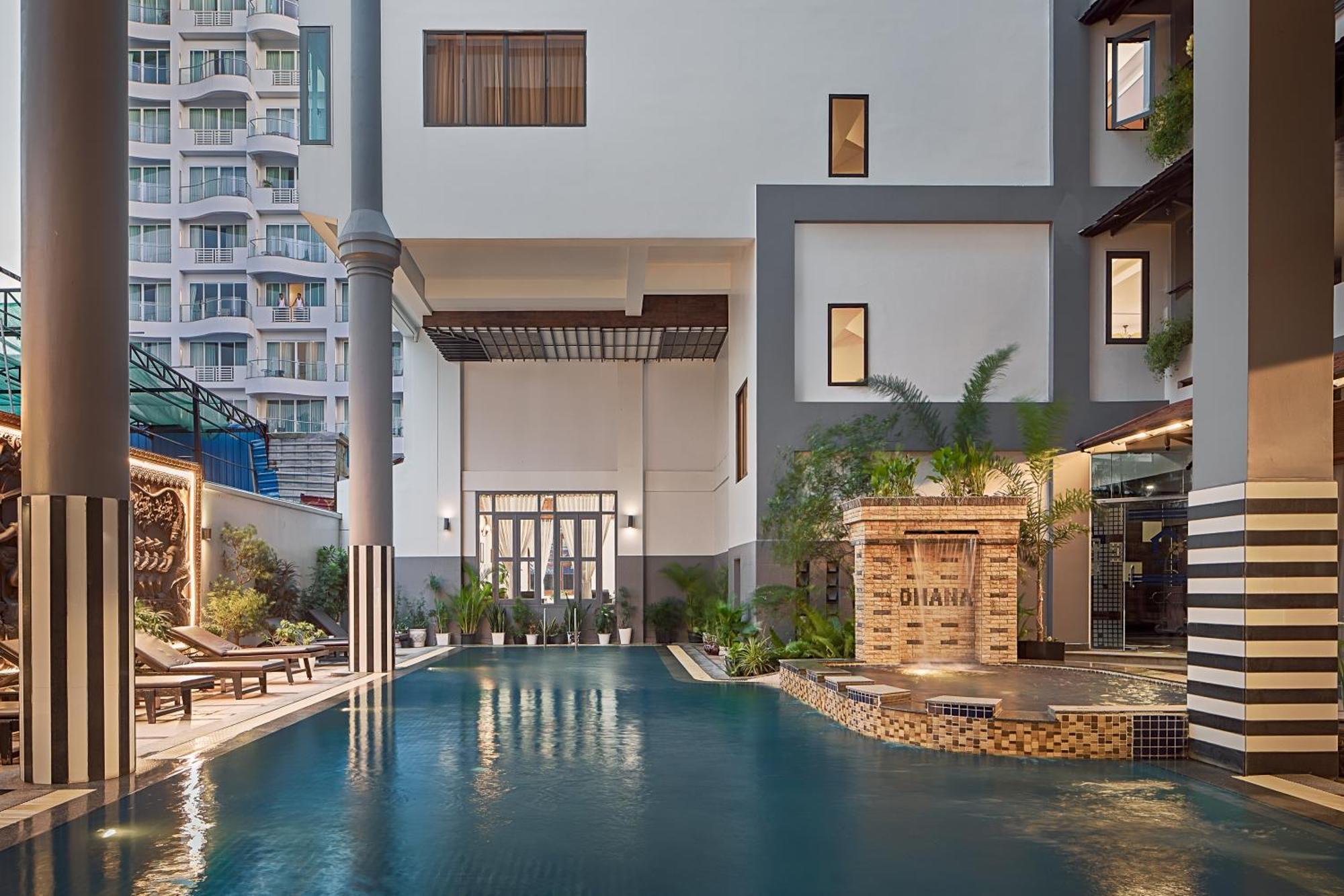 Ohana Phnom Penh Palace Hotel Εξωτερικό φωτογραφία