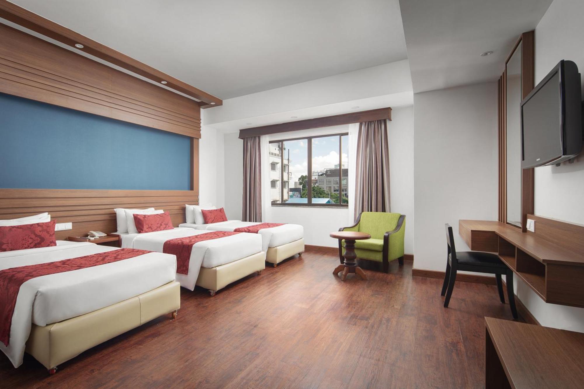 Ohana Phnom Penh Palace Hotel Εξωτερικό φωτογραφία