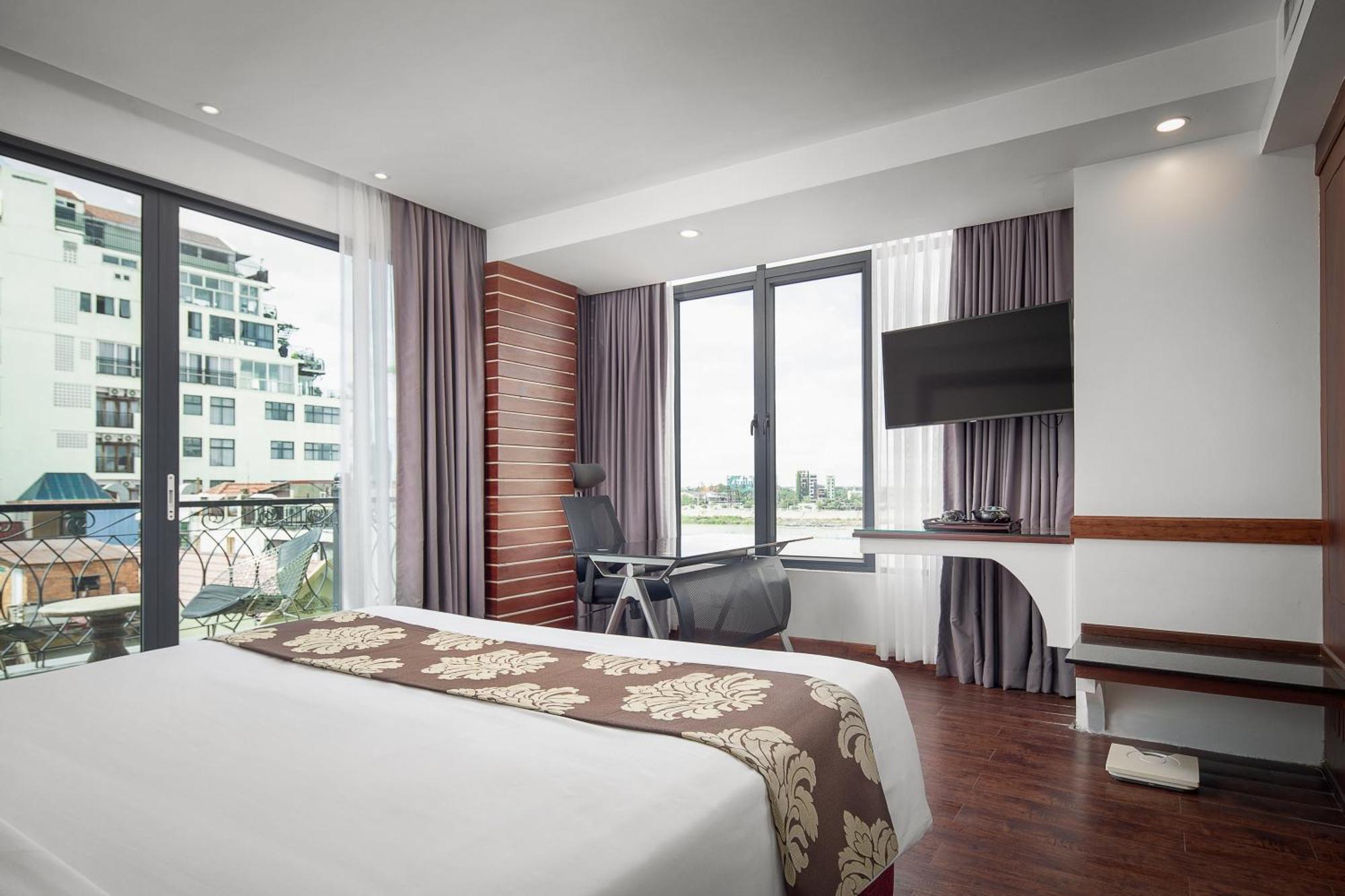 Ohana Phnom Penh Palace Hotel Εξωτερικό φωτογραφία