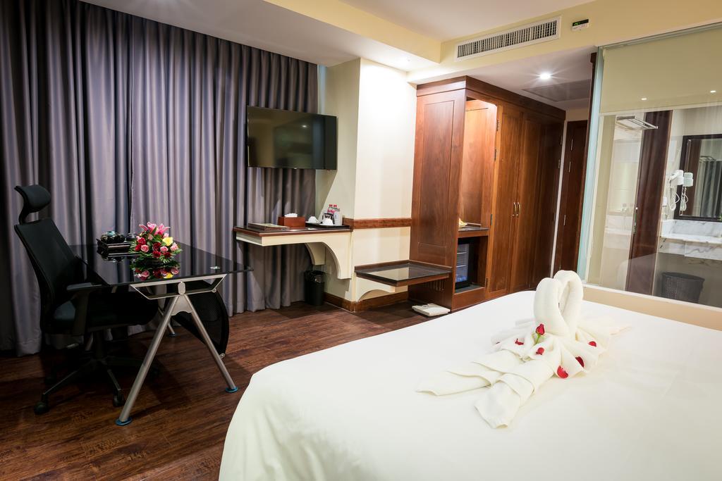 Ohana Phnom Penh Palace Hotel Εξωτερικό φωτογραφία