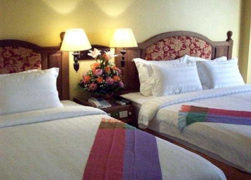 Ohana Phnom Penh Palace Hotel Εξωτερικό φωτογραφία